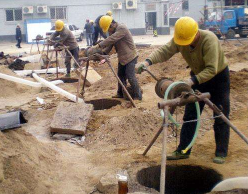 人工挖孔桩 人工挖孔桩